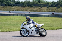 Rockingham-no-limits-trackday;enduro-digital-images;event-digital-images;eventdigitalimages;no-limits-trackdays;peter-wileman-photography;racing-digital-images;rockingham-raceway-northamptonshire;rockingham-trackday-photographs;trackday-digital-images;trackday-photos